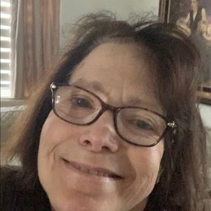 Meet your Posher, Marcia